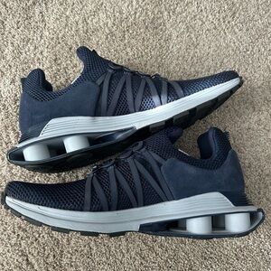 Men’s Nike Shox Gravity
